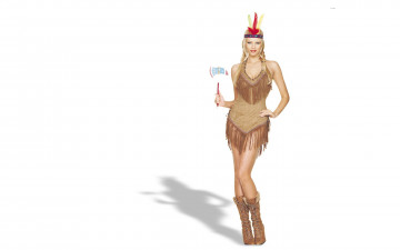 Картинка девушки ирина+воронина блондинка костюм индеец томагавк
