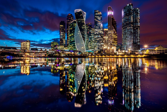 Обои картинки фото города, москва , россия, москва, город, столица, ночь, иллюминация, сити, небоскребы