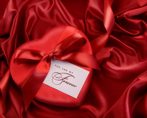 Картинка праздничные день св валентина сердечки любовь ткань красная подарок внимание