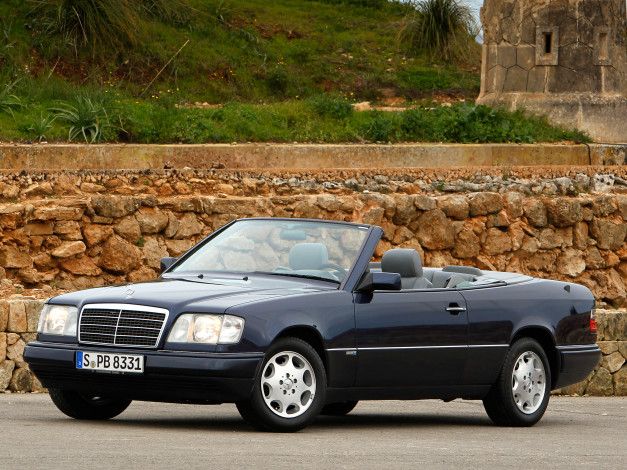 Обои картинки фото автомобили, mercedes-benz, e, 200, cabrio, a124, 1994г, темный