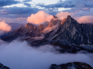 Картинка природа горы облака закат пейзаж