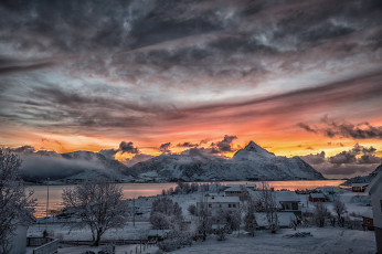 Картинка природа зима вечер снег рыбацкий поселок норвегия