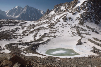 Картинка тибет +перевал+дролма-ла природа реки озера паломничество перевал горы скалы снег