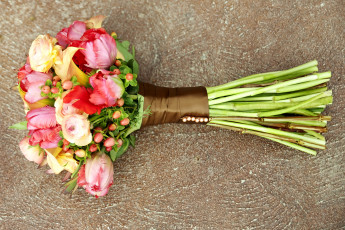 Картинка цветы букеты композиции ранункулюс тюльпаны