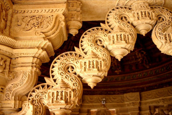 Картинка разное элементы архитектуры храм резьба индия