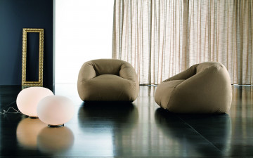 Картинка интерьер мебель шторы кресла