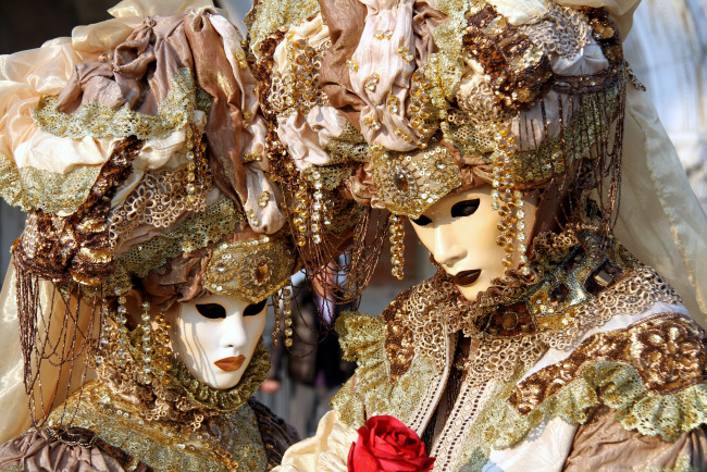Обои картинки фото разное, маски, карнавальные, костюмы, пара, венеция, карнавал