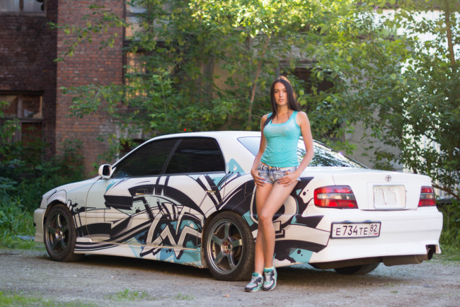 Обои картинки фото автомобили, -авто с девушками, toyota, chaser