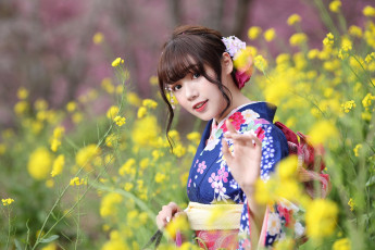 Картинка девушки -+азиатки азиатка кимоно