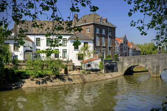 Картинка города здания дома нидерланды лимбург рурмонд