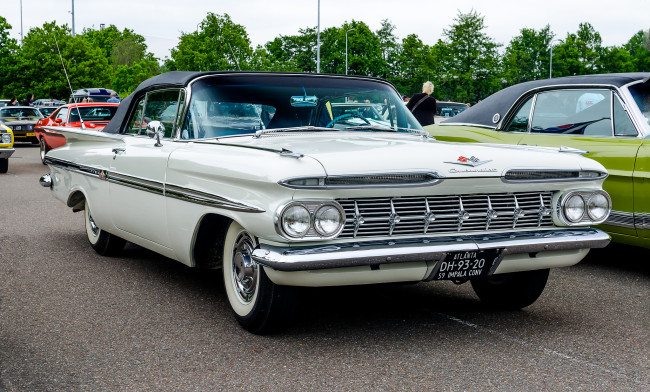 Обои картинки фото chevrolet impala convertible 1959, автомобили, выставки и уличные фото, ретро, выставка, автошоу, история
