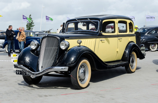 Обои картинки фото hudson terraplane sedan 1938, автомобили, выставки и уличные фото, история, ретро, автошоу, выставка