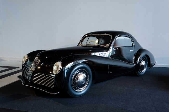 Обои картинки фото alfa romeo 6c 2500 ss `revelli` body by bertone 1942, автомобили, выставки и уличные фото, автошоу, выставка, история, ретро