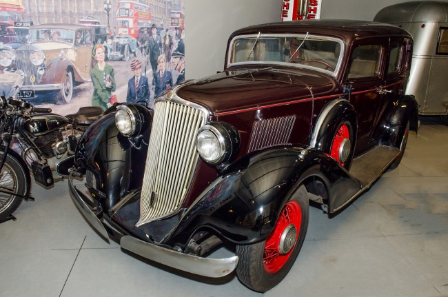 Обои картинки фото graham paige type 69 sedan 1934, автомобили, выставки и уличные фото, история, ретро, автошоу, выставка