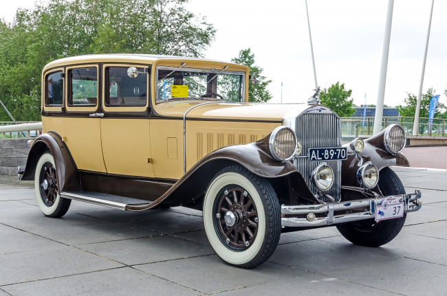 Обои картинки фото pierce arrow sedan 1929, автомобили, выставки и уличные фото, ретро, автошоу, выставка, история