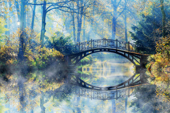 Картинка города -+мосты парк кусты речка осень деревья мост