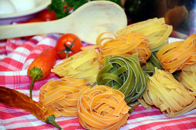 Обои картинки фото еда, макаронные блюда, макароны, ассорти, паста