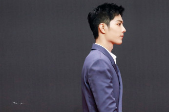 Картинка мужчины xiao+zhan актер профиль пиджак