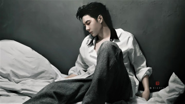Картинка мужчины wang+yi+bo актер постель