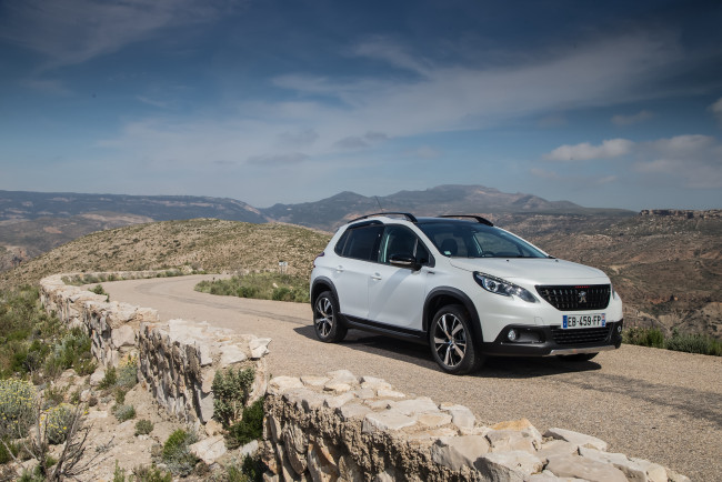 Обои картинки фото автомобили, peugeot, 2008, gt, line, 2016г