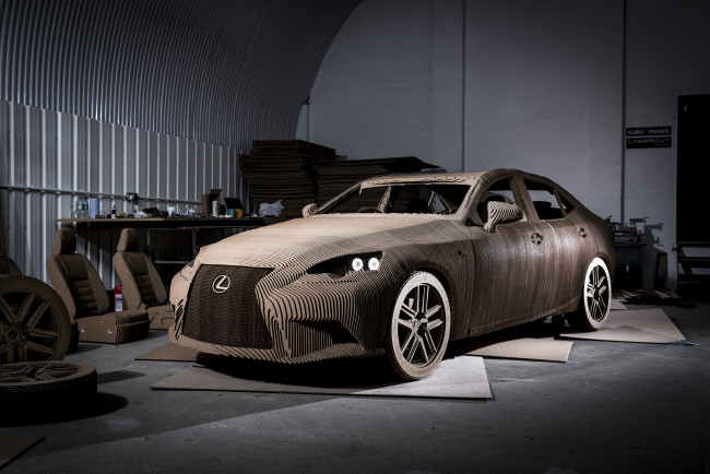 Обои картинки фото lexus unveils full-size origami inspired car, разное, ремесла,  поделки,  рукоделие, car, unveils, full-size, lexus, origami, inspired