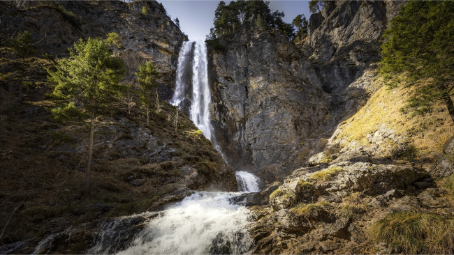 Обои картинки фото природа, водопады, лес, река, водопад