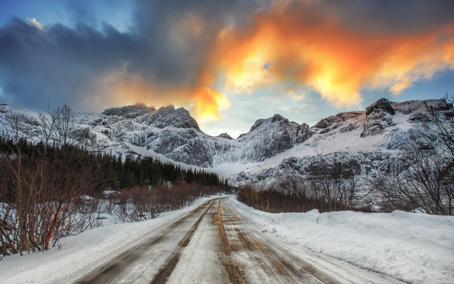 Обои картинки фото природа, дороги, дорога, горы, зима