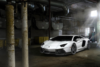 обоя lamborghini aventador, автомобили, lamborghini, белый, трубы, цех