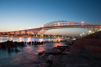Картинка мост через озеро онтарио канада города мосты ночь побережье огни