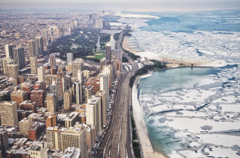 Картинка города Чикаго+ сша иллинойс зима снег Чикаго высота небоскребы город река лёд