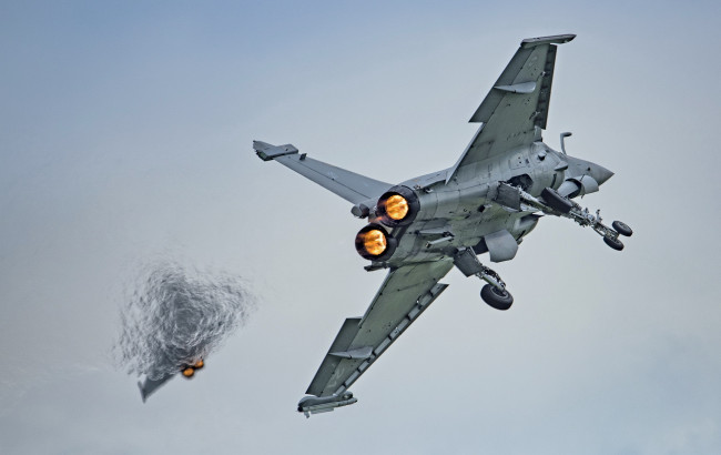Обои картинки фото авиация, боевые самолёты, rafale, m, самолёт, оружие, небо