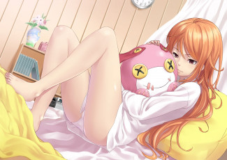 Картинка аниме *unknown другое рыжая девушка комната лежа игрушка постель