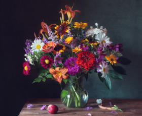 Картинка цветы букеты +композиции яблоко рудбекия флоксы лилейник цинния