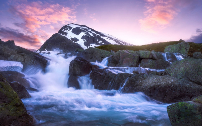 Обои картинки фото природа, водопады, каскад, река, норвегия, гора, ютунхеймен, norway, камни, jotunheimen
