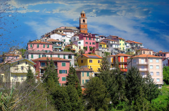 Картинка valeriano+la+spezia города -+панорамы поселок