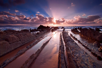Картинка природа побережье море камни закат