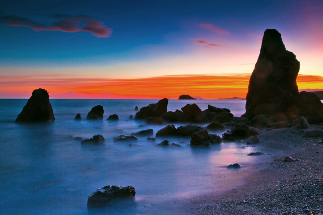 Обои картинки фото природа, побережье, камни, закат, море