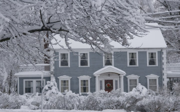 Картинка города -+здания +дома дом деревья снег