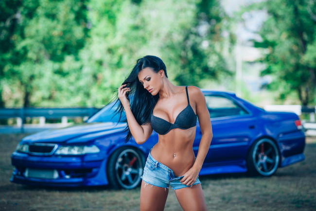 Обои картинки фото автомобили, -авто с девушками, Чувагина, коновалова, crazy, vamp, окси