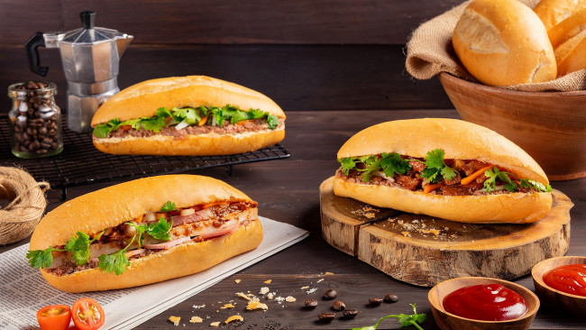 Обои картинки фото еда, бутерброды,  гамбургеры,  канапе, сэндвич, кетчуп