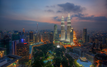 Картинка kuala lumpur города куала лумпур малайзия ночь город огни башни