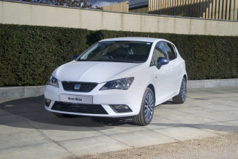 Картинка автомобили seat 2015 uk-spec connect ibiza светлый