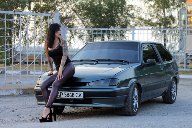 Обои картинки фото ваз- 2113, автомобили, -авто с девушками, девушка, тату, ваз-, 2113, автомобиль