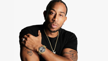 обоя ludacris movado first solo 2024 ad campaign, музыка, ludacris, лудакрис, настoящее, имя, кристофер, брайан, бриджес, рэпер, актeр, первая, персональная, рекламная, кампания, часы, movado, 2024, год