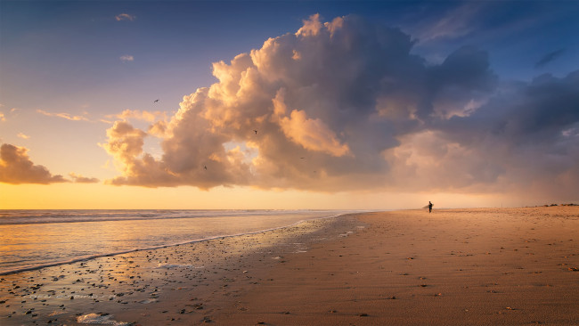 Обои картинки фото природа, побережье, песок, море, облака