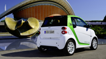 обоя smart fortwo electric drive 2013, автомобили, smart, fortwo, 2013, electric, drive