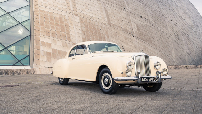 Обои картинки фото bentley r-type continental 1952, автомобили, bentley, 1952, r-type, continental