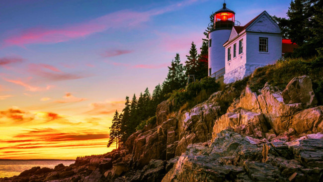 Обои картинки фото bass harbor head lighthouse, acadia np, maine, природа, маяки, bass, harbor, head, lighthouse, acadia, np