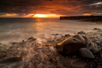 Картинка природа восходы закаты море побережье закат камни