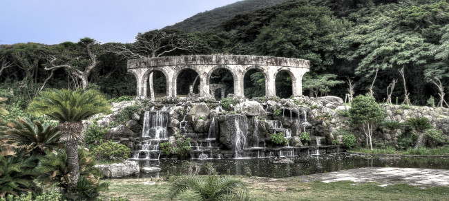 Обои картинки фото природа, парк, пальмы, водопад, japan